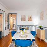 Elegant Haussmannian-style In I Balcony And Views, Close To Metro, Parking Available Apartment